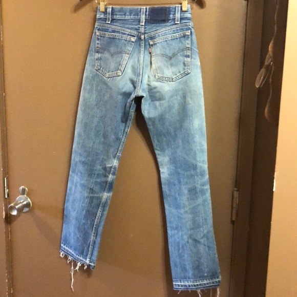 🌺SOLD ON EBAY🌺Vintage red tab 701 Levi’s jeans - Picture 4 of 8